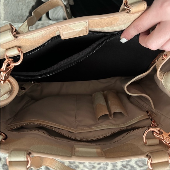 Dagne dover pink camo tote bag purse - Picture 3 of 6